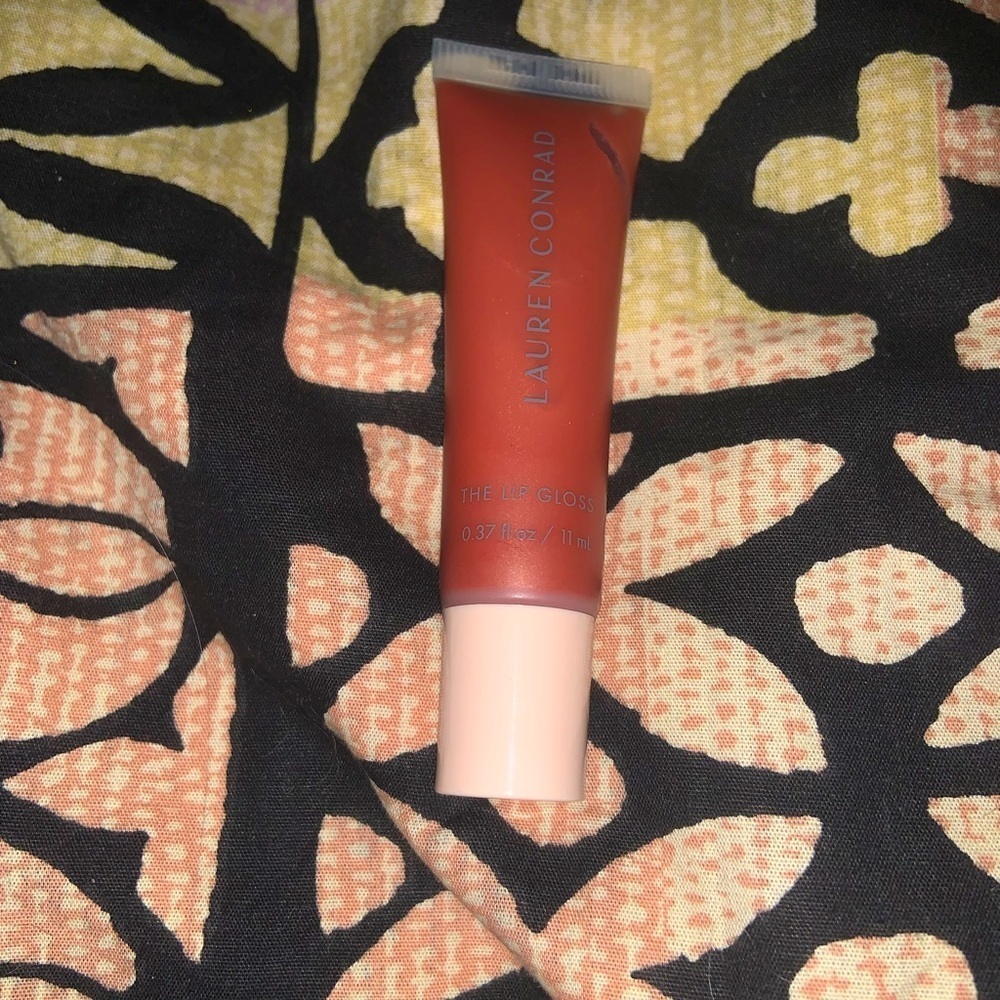 Lauren Conrad gloss tint sheer beach spring makeup